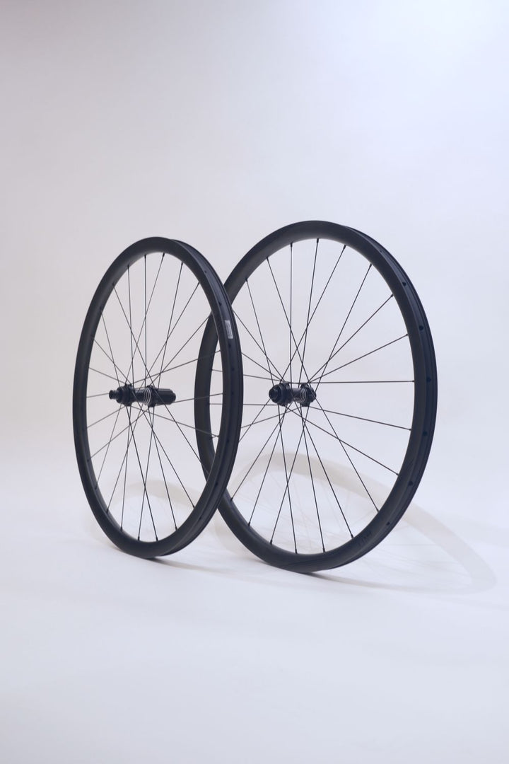 Koła Anty Gravel Carbon Straight Pull