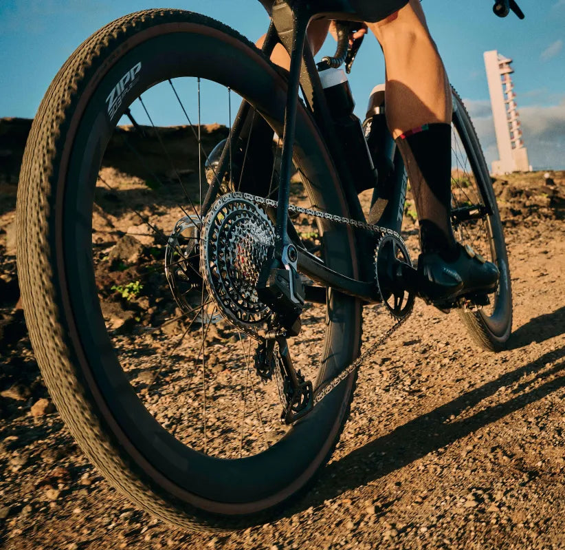 Jaki napęd do gravela w 2025? Przegląd grup Shimano, SRAM i Campagnolo