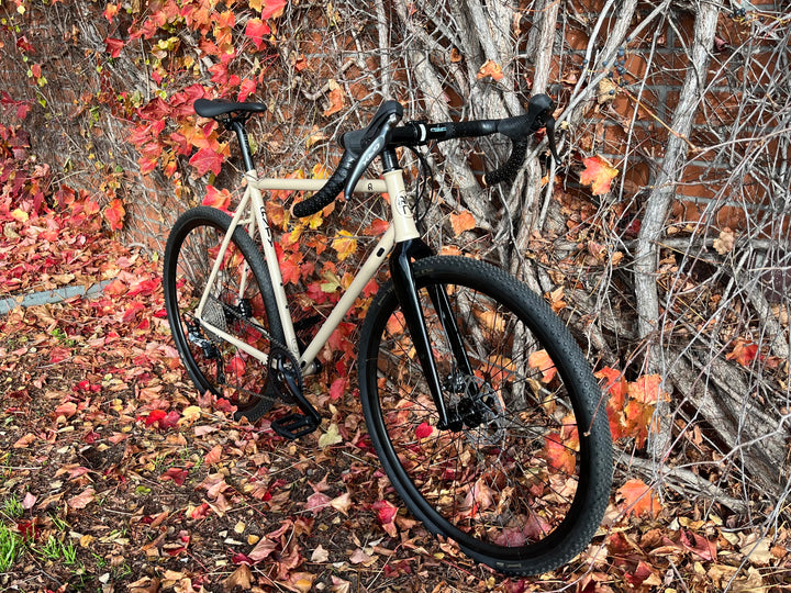 Rower Anty Gravel CrMo L Piaskowy, GRX 11s