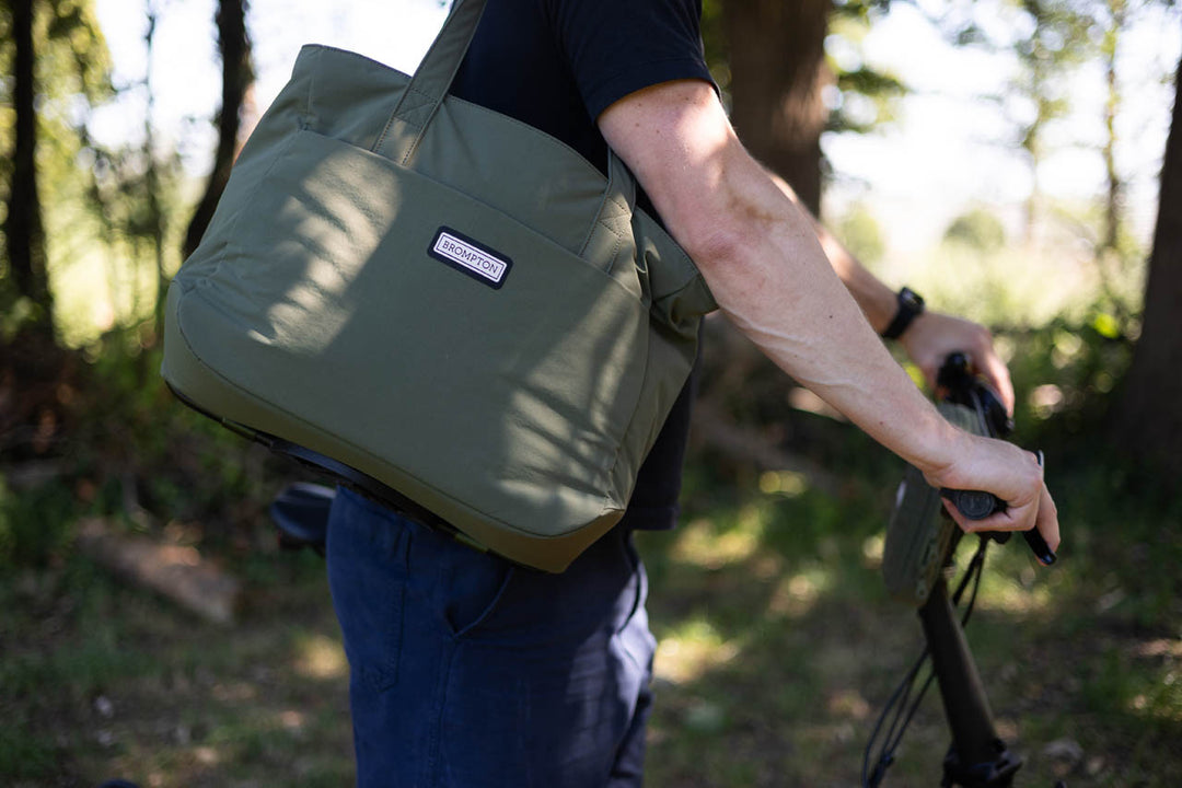 Torba Brompton Tote Bag Medium 13L – Olive Green – zdjęcie 2