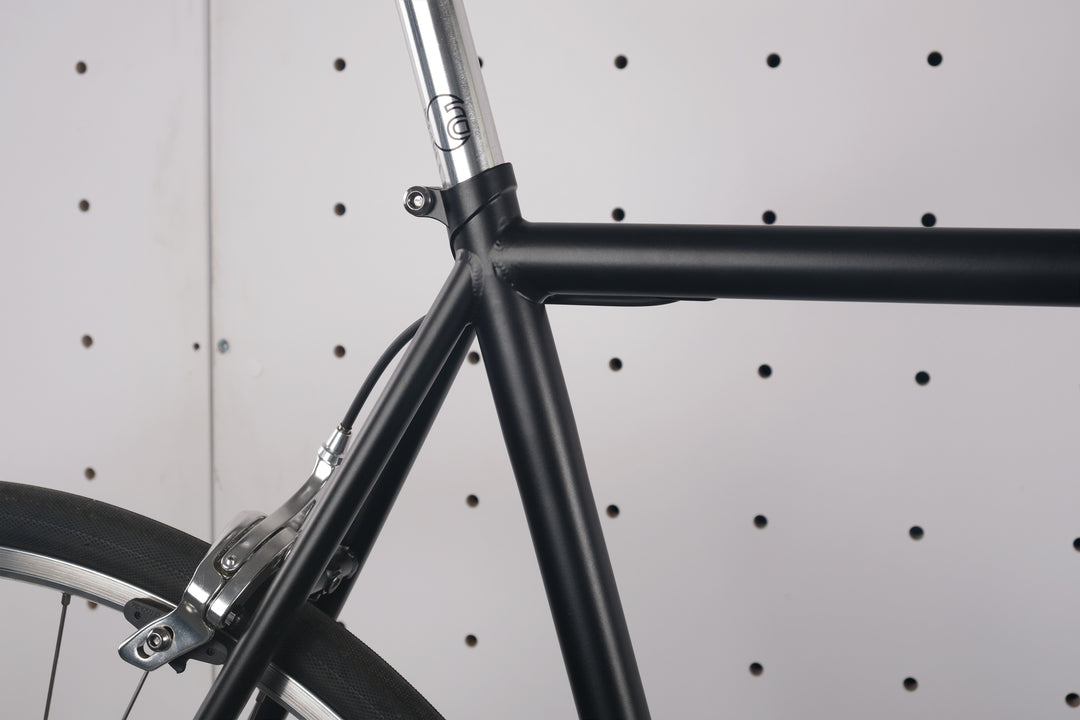 Rower Antymateria Miasto ON V3 L 1S Czarny mat