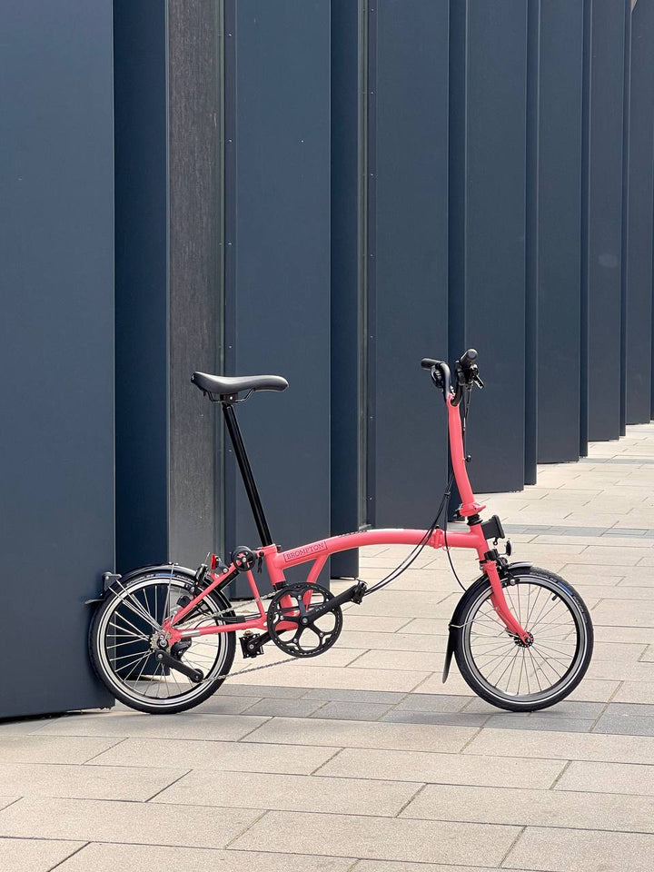 Brompton C-line Explore M12L flamingo pink