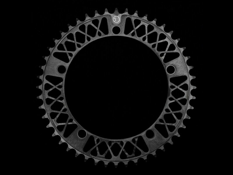0010723_factory-5-lattice-chainring-black