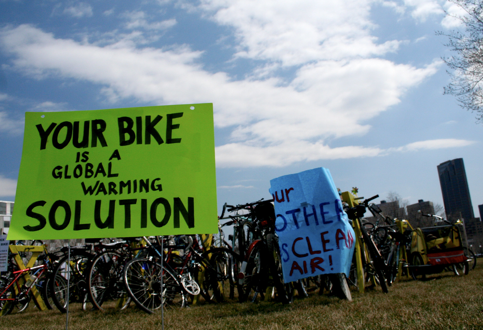 demonstracaj rowerowa globalne ocieplenie